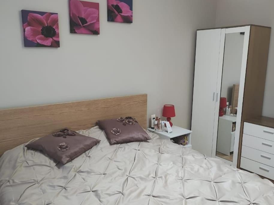 Апартаменты 2 Bed Flat Near Station With Parking&Comgarden Саттон Экстерьер фото